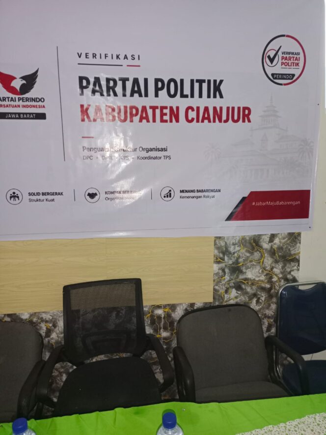 
 *Gen Z Jadi Sasaran, Perindo Cianjur Bentuk 20 DPC Target Pecah Telur 2029*